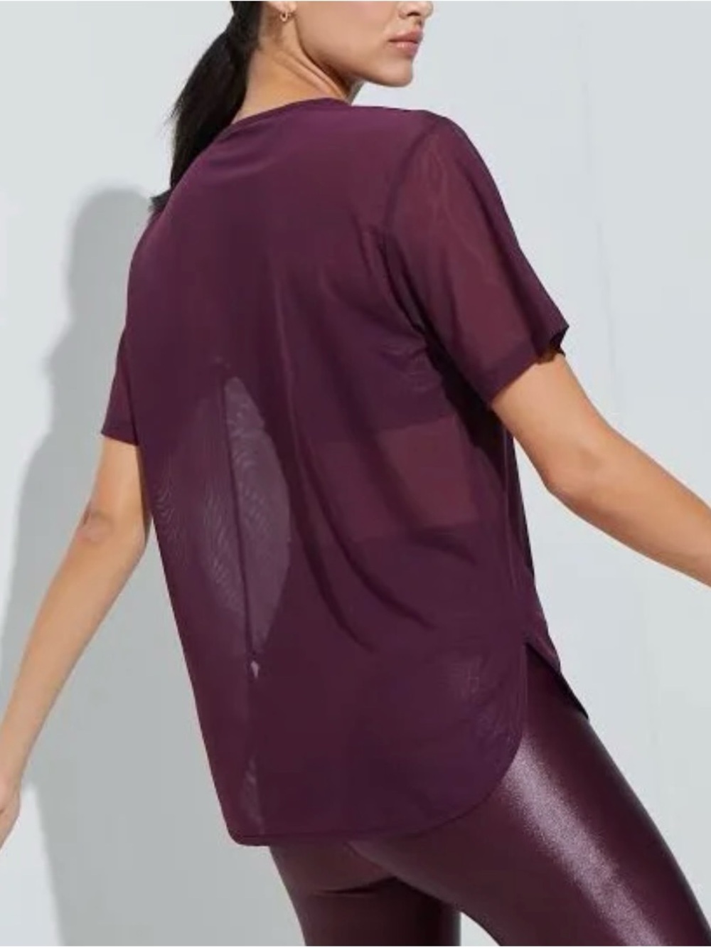 Noli Short-Sleeve Performance Tee in Plum
